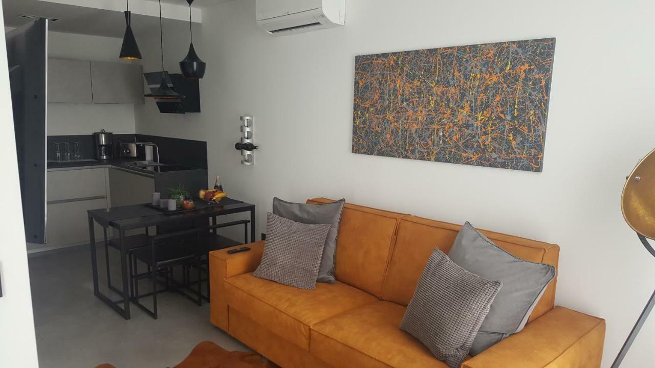 PUY Apartman Vip, With Free Garage Parking מראה חיצוני תמונה